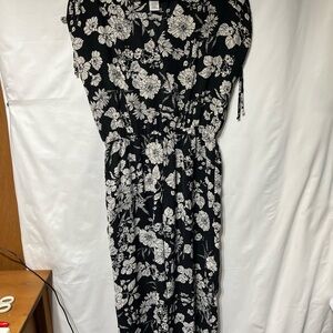 Joe Benbasset Black and White Floral Maxi Dress